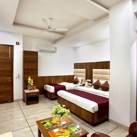 Hotel The Grand Inn 잠무 외부 사진